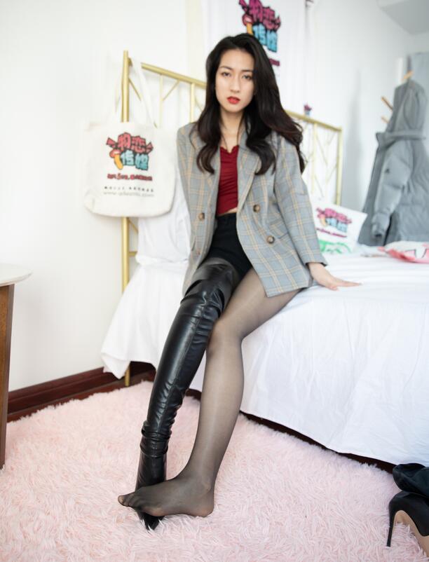 99成人精品-撩起同桌衣服吃她奶h - 小鸡AV在线欧美