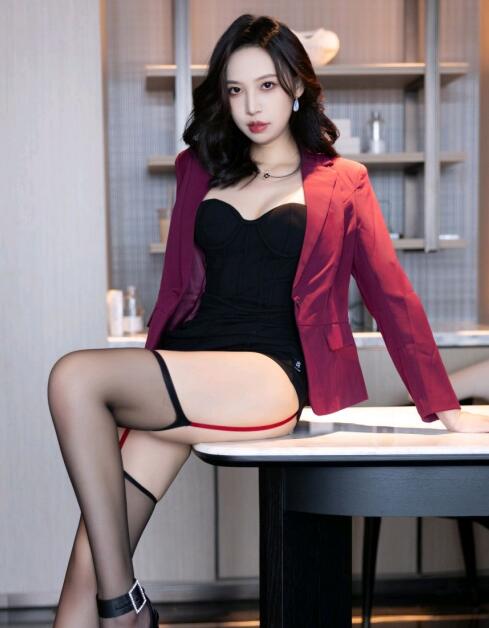 男人女人做爰-人禽无码做爰在线观看 - 小鸡AV伸进护士的小内裤疯狂揉摸