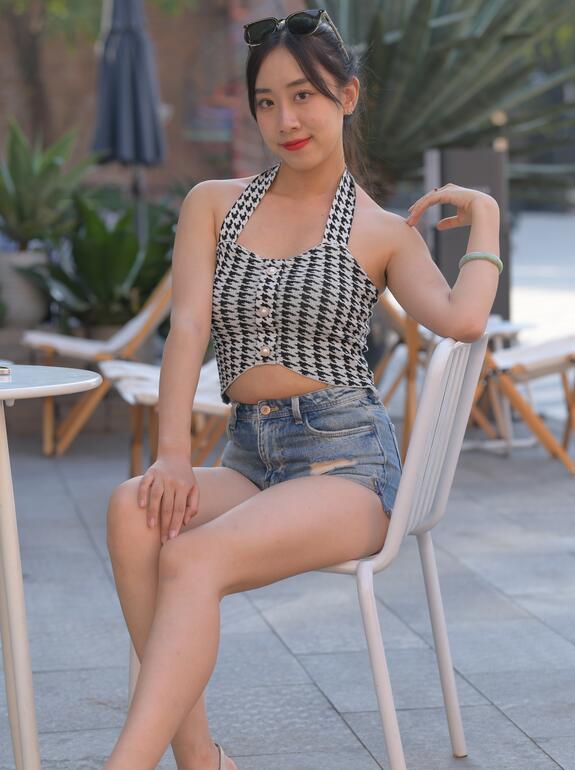 国产综合精品一区二区-久久精品国产精品亚洲综合 - 小鸡AV99热99在线