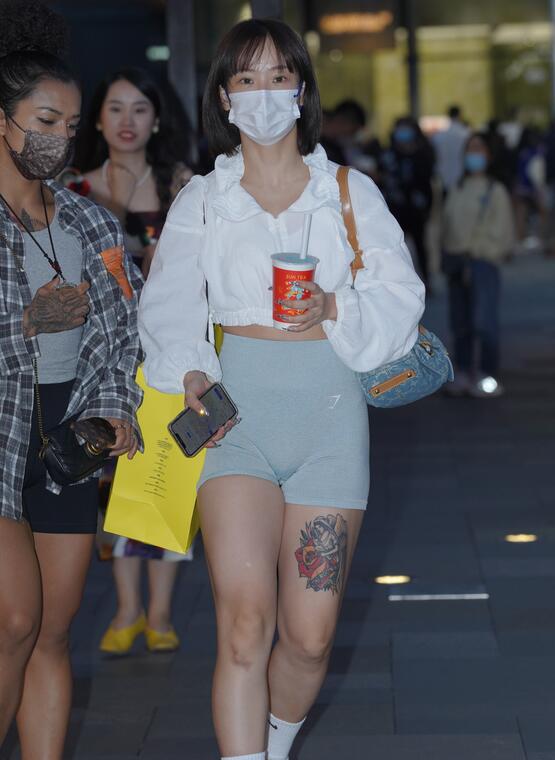 亚洲精品久久无码AV片WWW