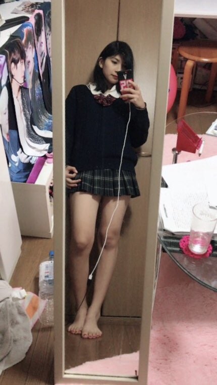 迷人的女教师-伊人久久国产精品 - 小鸡AV兔八哥电影在线观看完整版