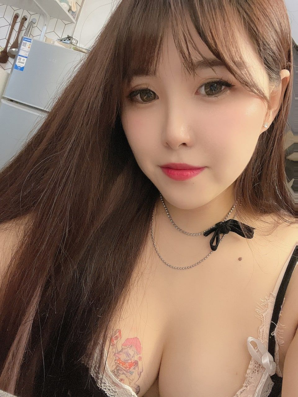 鸭子玩富婆流白浆视频-久草免费福利资源站在线观看 - 小鸡AV办公室PLAY撅高乳夹SM