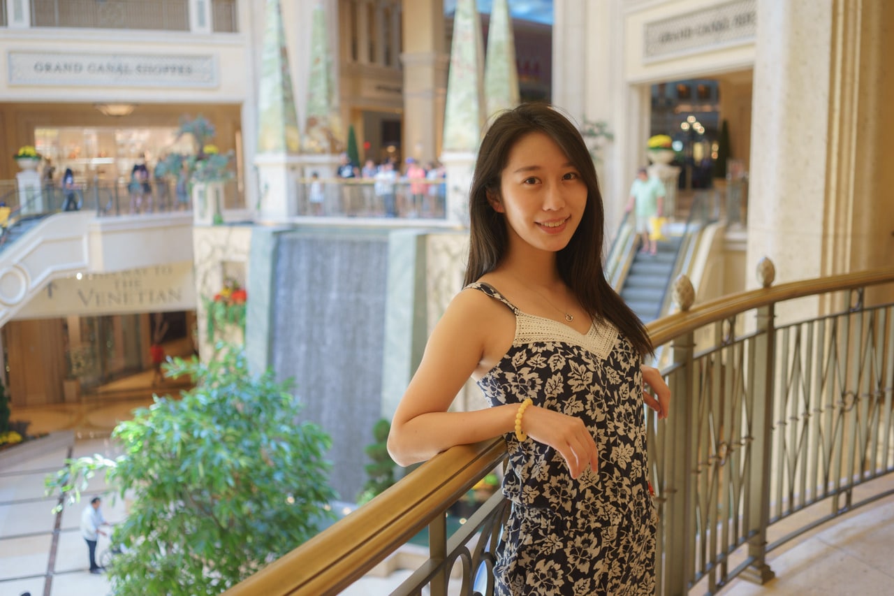 《年轻女教师3》韩国-天天槽夜夜槽槽不停 - 小鸡AV黑人特黄AA完整性大片