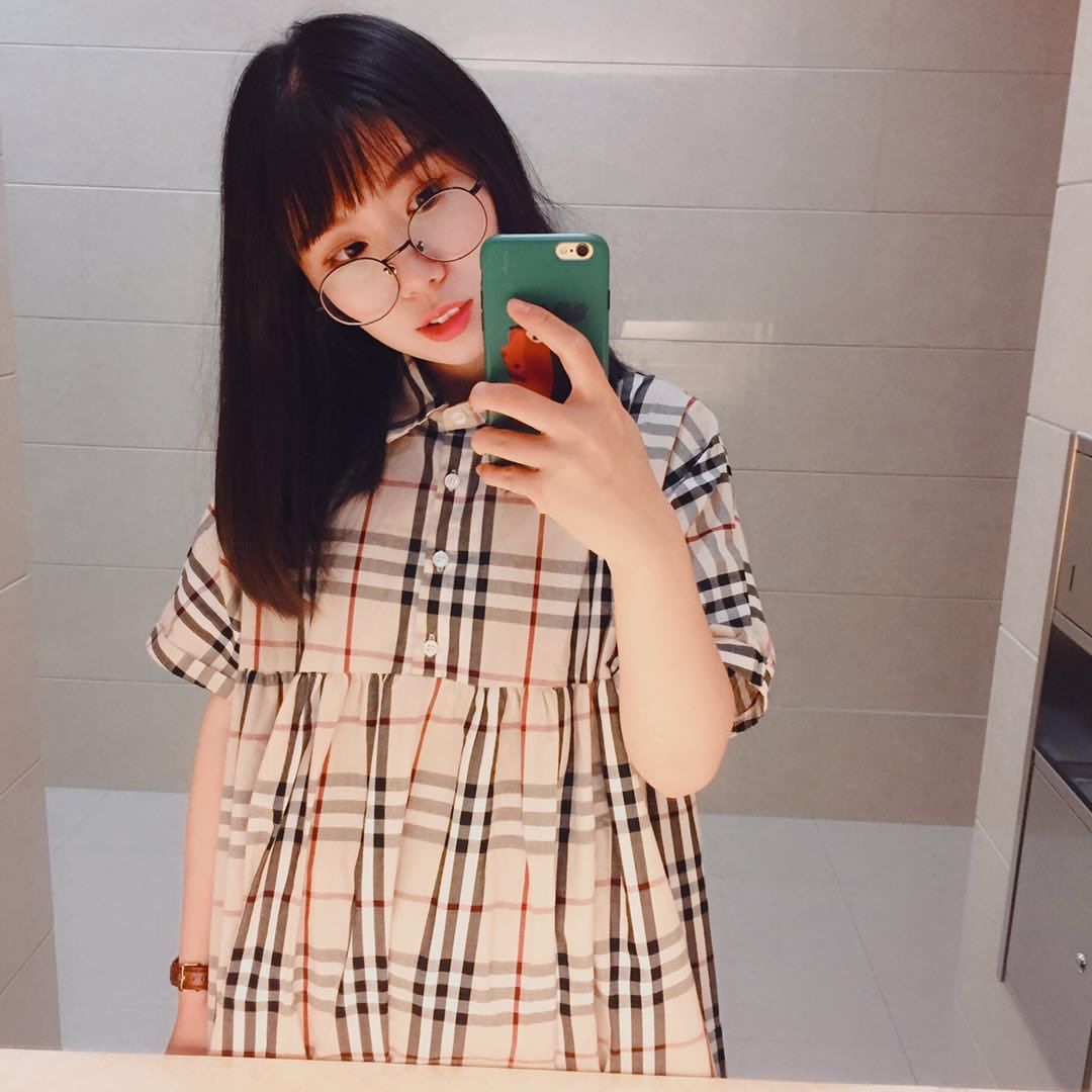 涩涩爱在线撸免费视频-韩国三级《女教师》 - 小鸡AV将军野外玩弄公主H文