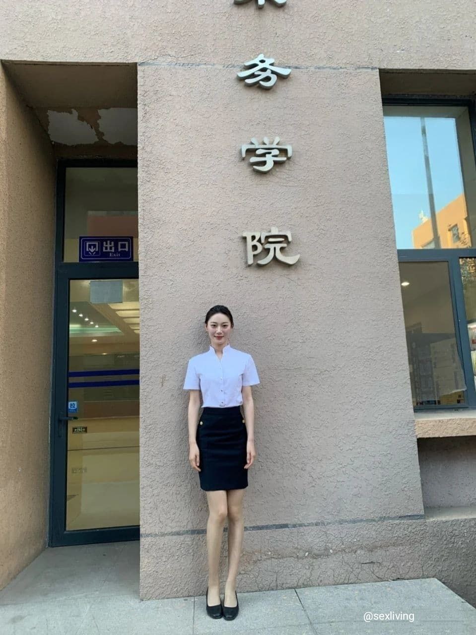 陈少霞三级-欧美激情二区三区 - 小鸡AV小宝贝真紧H军人h