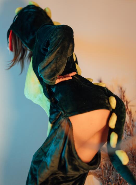 色宅男午夜电影网站-不卡高清AV手机在线观看 - 小鸡AV斗鱼直播间大尺度解禁