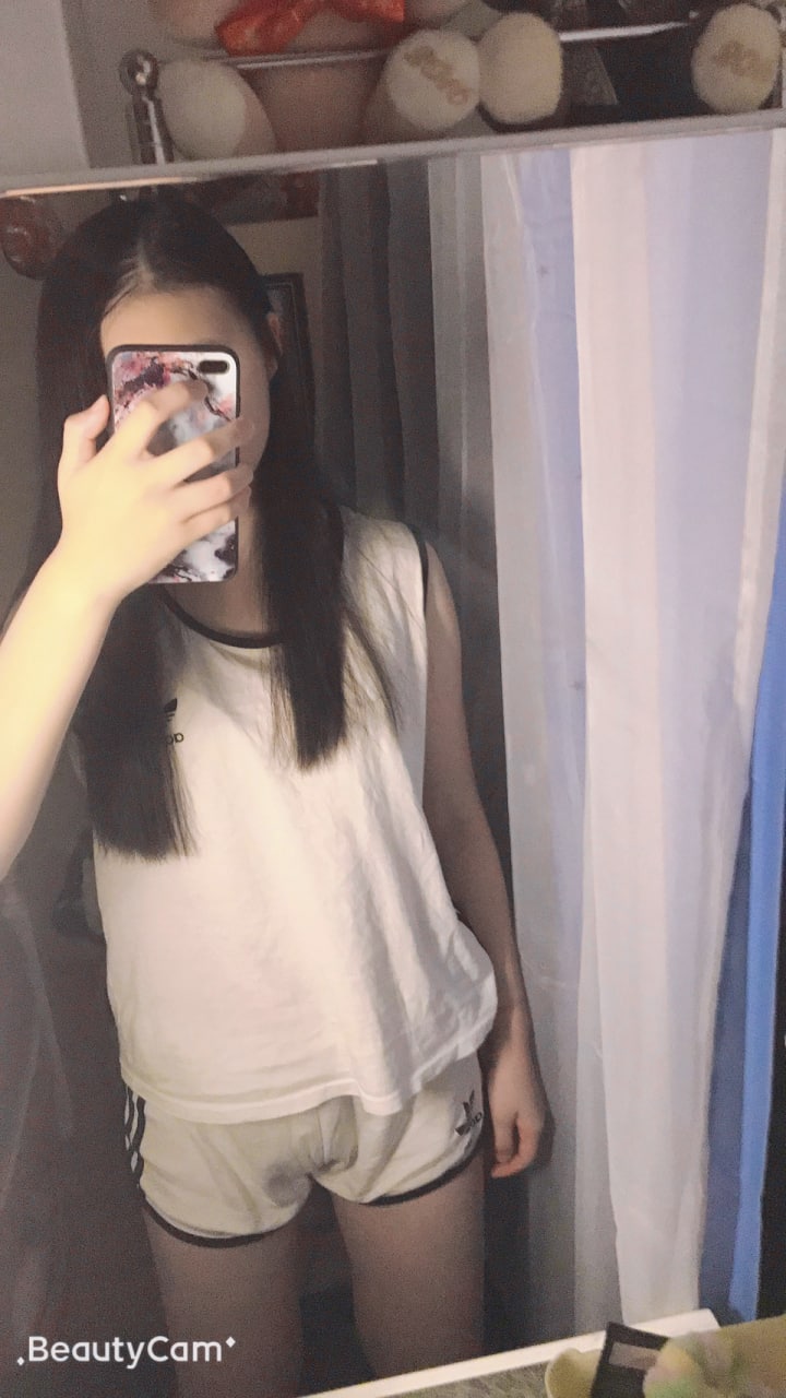 猛烈的抽插她丰满白嫩后面-啪啪啪动态图带声音 - 小鸡AVBL养成从小被肉H寝室