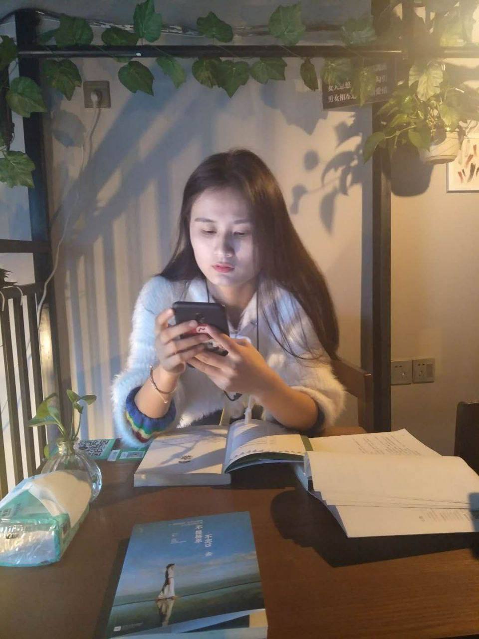 h嗯啊稚嫩奶娃乱女-国产aa免费视频 - 小鸡AV日韩精品久久久久影院