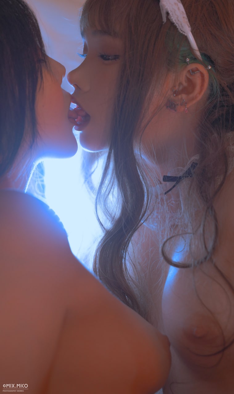 在线观看国产一区二三区-亲嘴扒胸摸屁股激烈网站 - 小鸡AV青青青国产高清免费视频