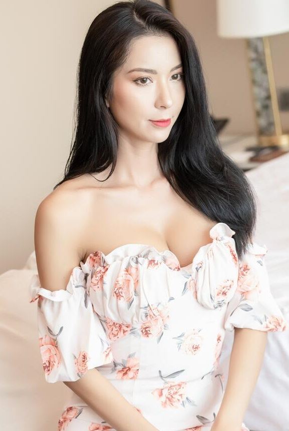 最近在线更新中文字幕3-女人扒开腿让男生桶爽动漫 - 小鸡AV免费**毛片在线播出