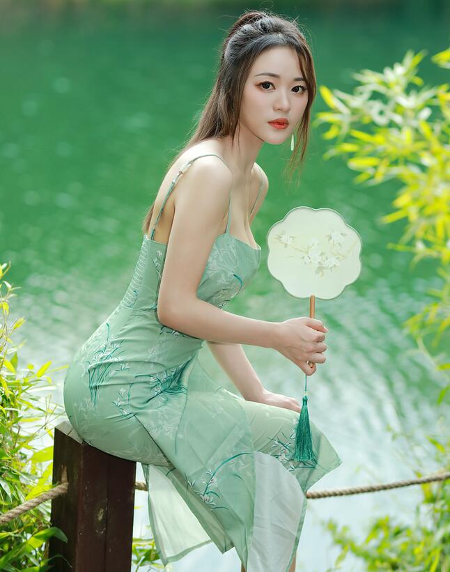 在线观看av无需播放器