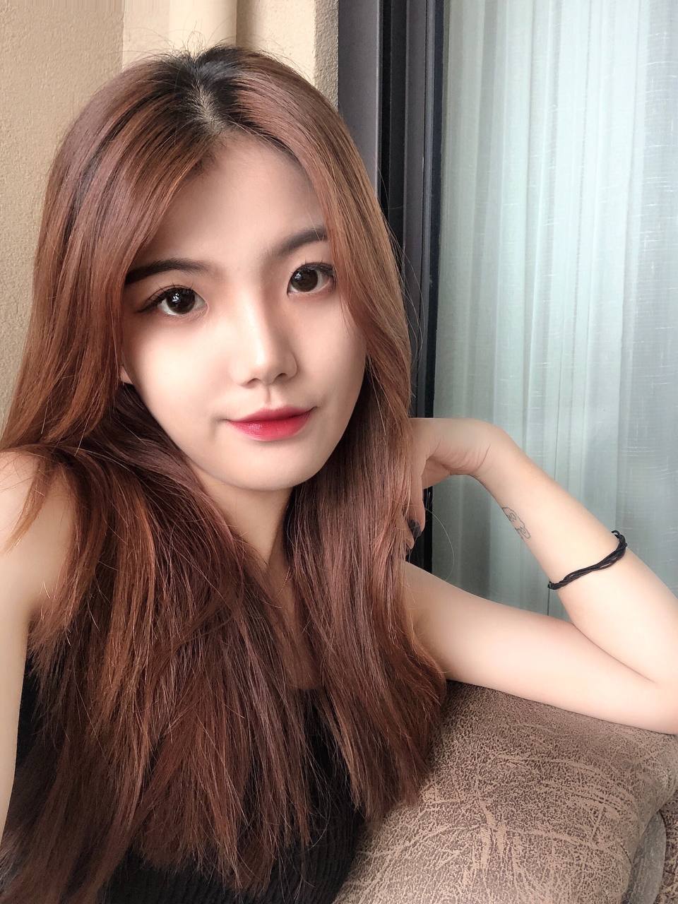 年轻女教师电影-林心如爱浴 - 小鸡AV策驰影院日本