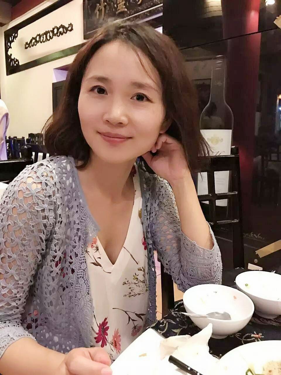 岳好紧好湿夹太紧了小说-国产激情网 - 小鸡AV强行扒开皇上双腿进入男男