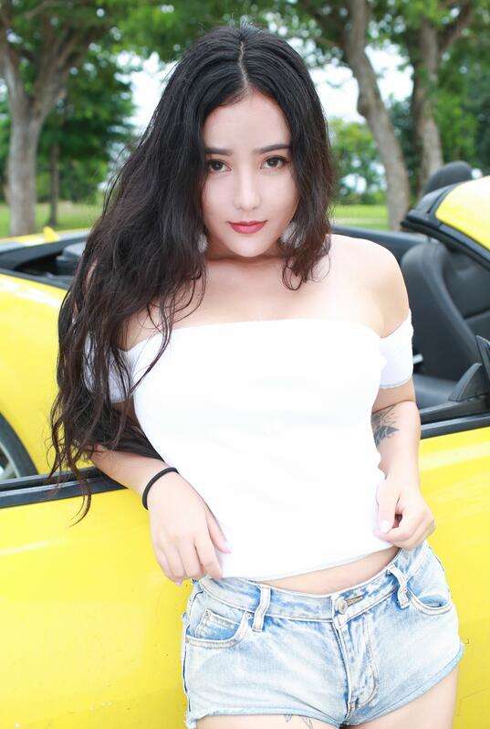 亚洲欧美日韩在线中文字幕-国产成人青草视频 - 小鸡AV男生手放进我内裤揉摸gif