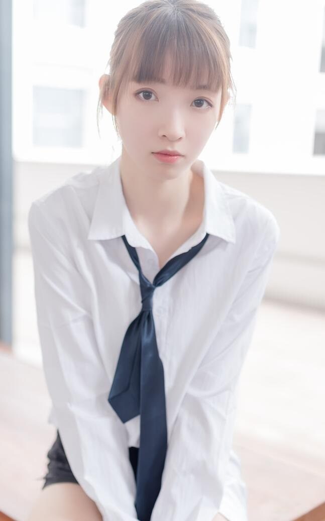 免费a级毛片18以上观看精品-免费黄在线看 - 小鸡AV小电影资源网站