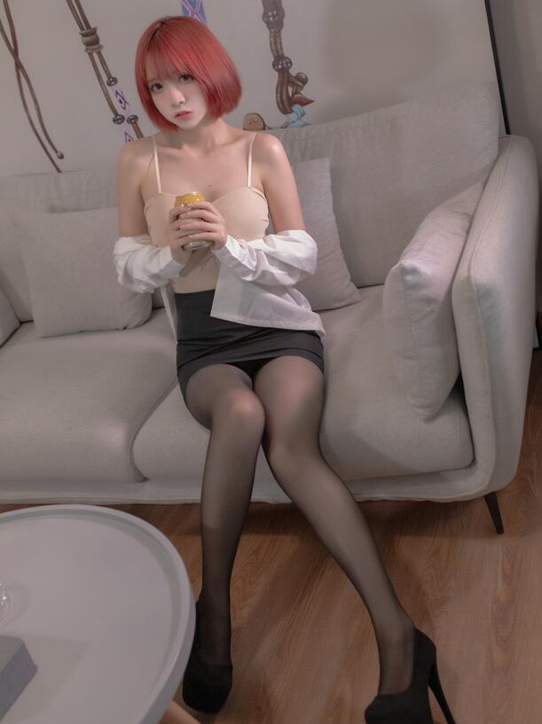 亚洲欧美日韩中文在线-拳头交19分钟 - 小鸡AV免费人成年激情视频在线观看