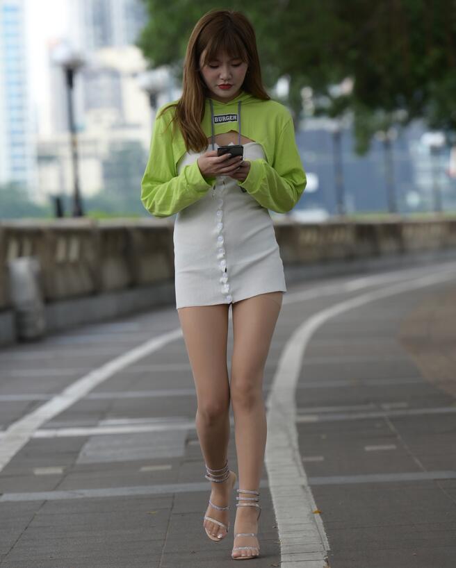 久久亚洲精品国产露脸-人妻互换HDF中文 - 小鸡AV狠狠色色综合站