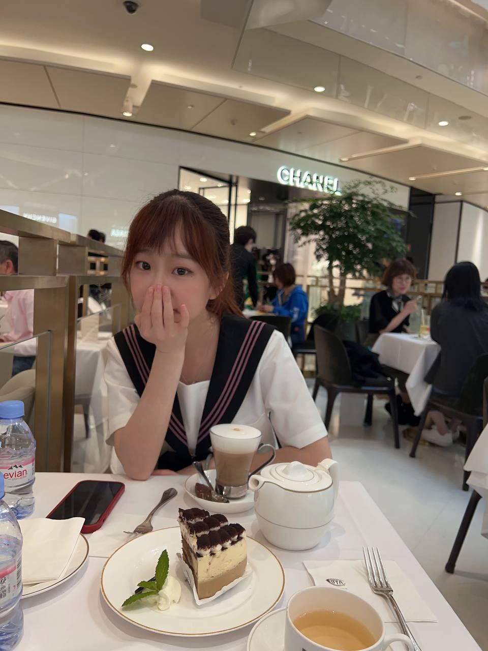 bl年下猛烈顶弄h