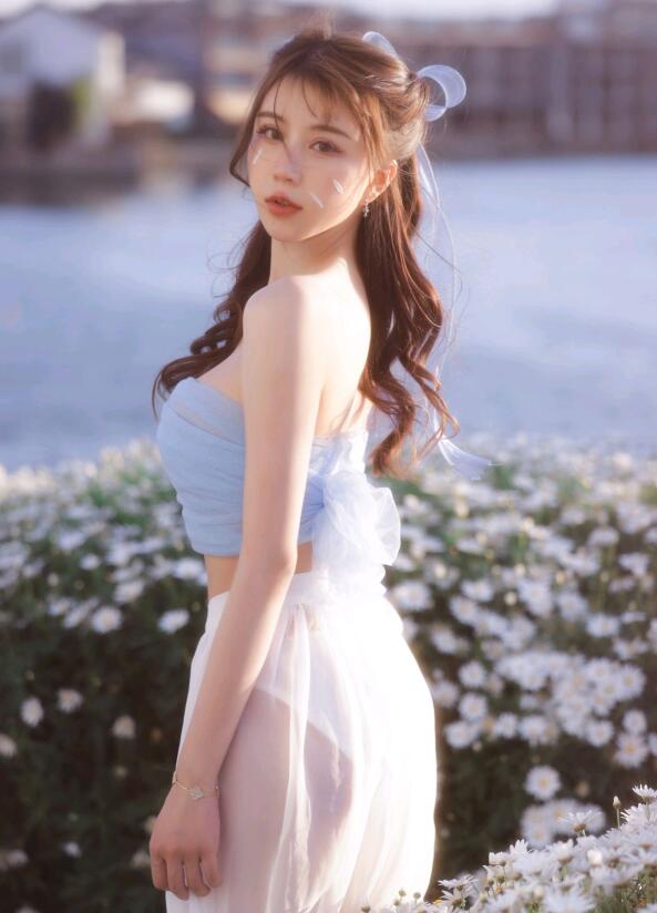 黄色仓库-荡公乱妇电影 - 小鸡AV免费黄色一级大片