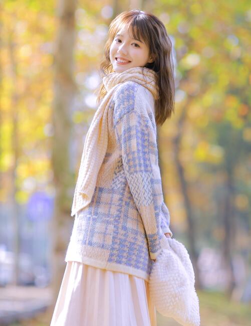 《丰满的女邻居》韩国-很详细的肉肉床文过程片段 - 小鸡AVyy8090韩国理伦片在线