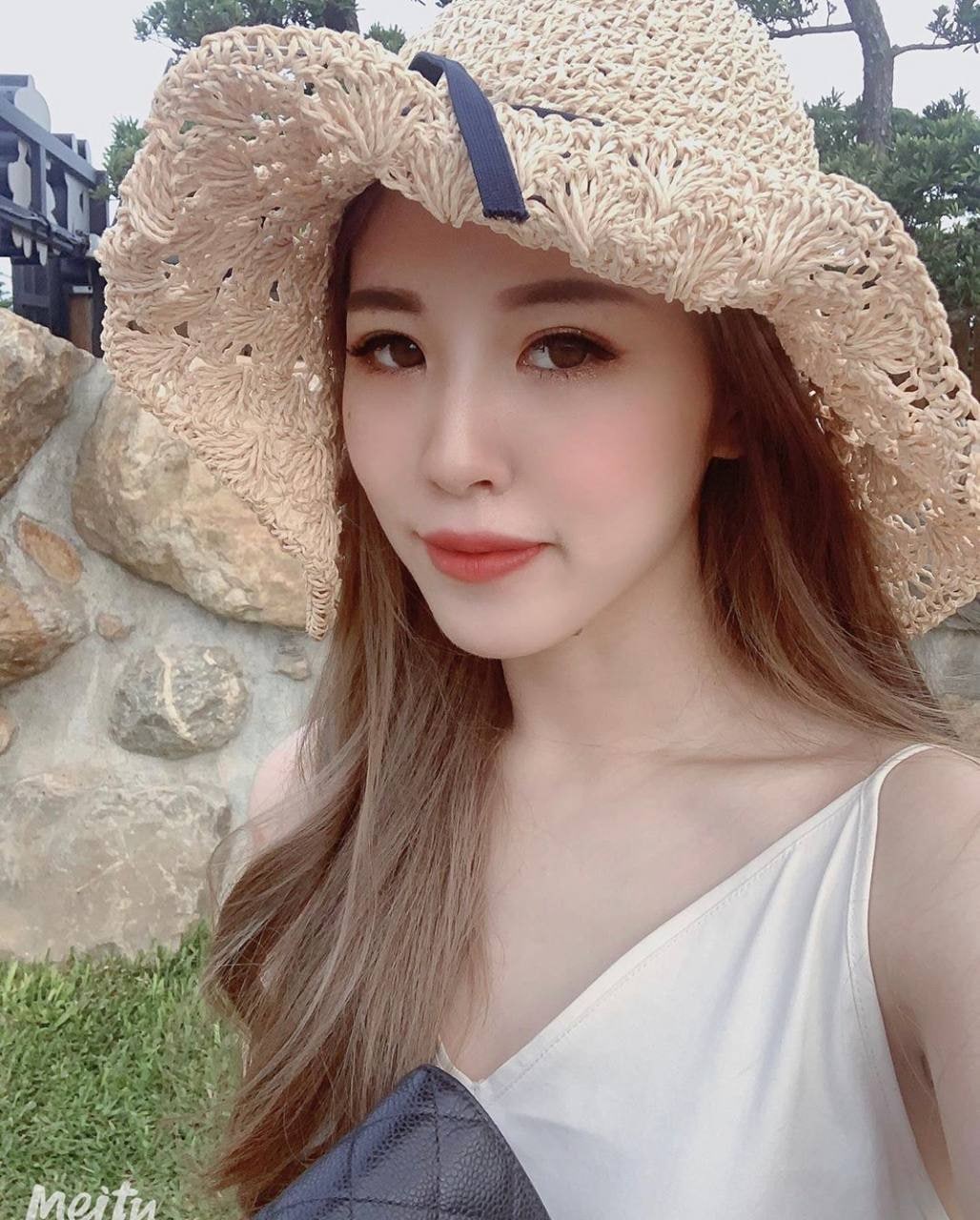 在厨房玩朋友娇妻完整版视频