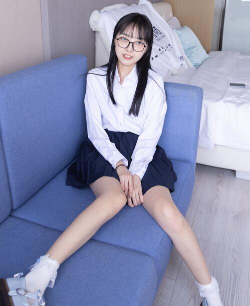 免费人成大片在线观看播放-国产精品一级毛片不收费 - 小鸡AV欧美a级在线