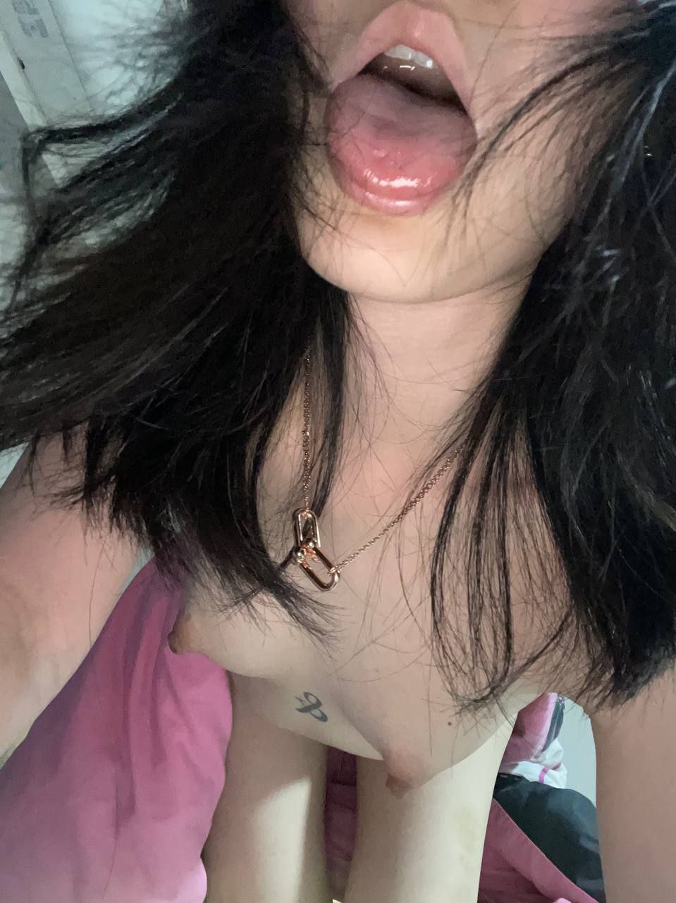 午夜三级网-影帝边拍戏边做h - 小鸡AV国产又黄又免费aaaa视频