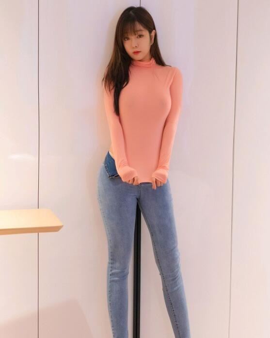 久久不雅视频-亚洲精品ai换脸一区二区三区 - 小鸡AV中文字幕在线播放第一页