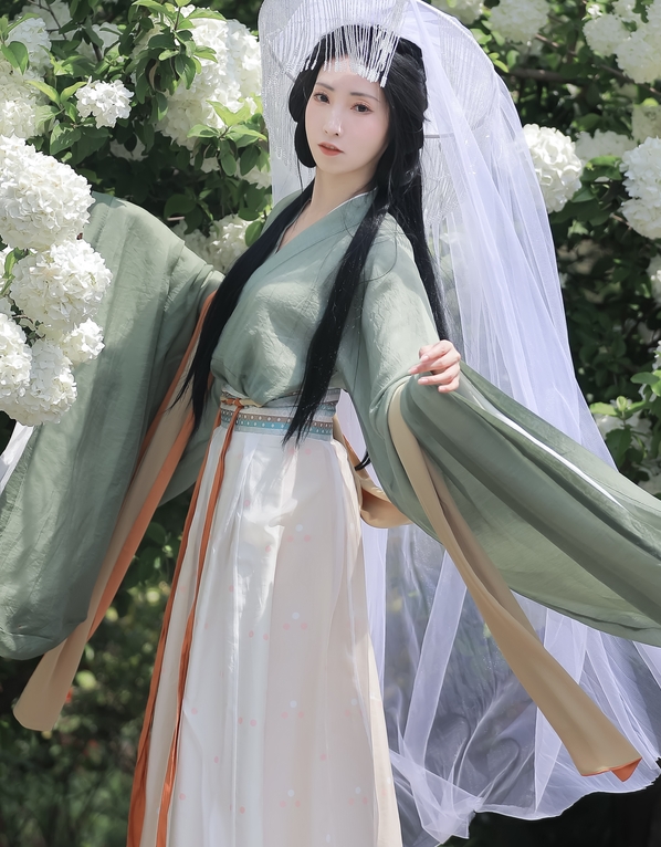 亚洲AV色情偷拍精品-啊边走边做h文太深了h - 小鸡AV影音先锋资源av大片