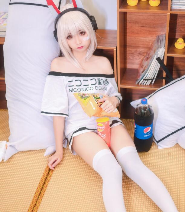 亚洲精品在线不卡-久久伊人亚洲 - 小鸡AV狠狠色网站