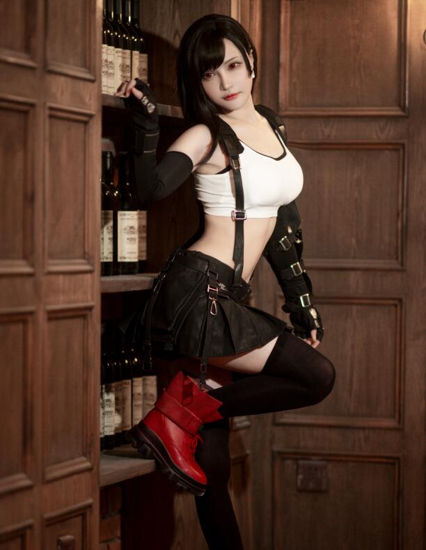 欧美一区二区高清-欧美插内射免费视频 - 小鸡AV浴室里强摁做开腿呻吟的漫画免费