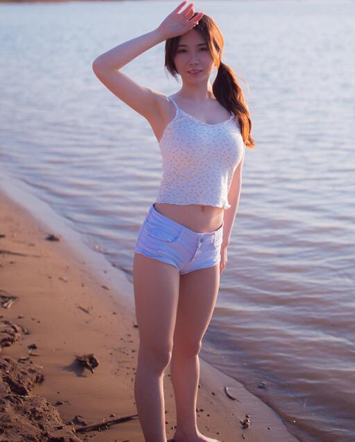 色无极影院亚洲-午夜国产情侣拍视频 - 小鸡AV久久激情免费视频