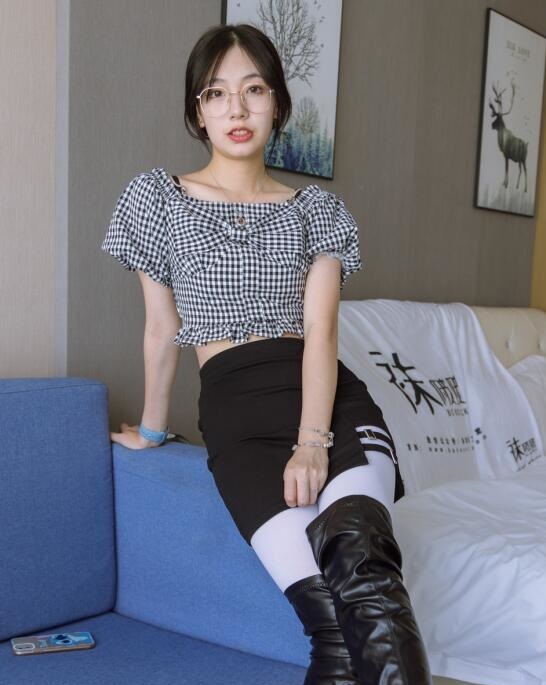 夫妇交换做爰6-漂亮少妇高潮A片XXXX - 小鸡AV欧美人与性囗牲恔配的起源