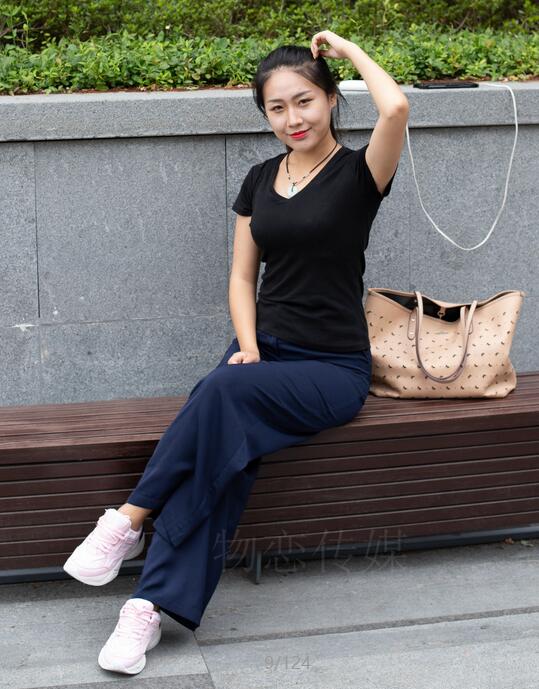 亚洲精品愉拍一区二区