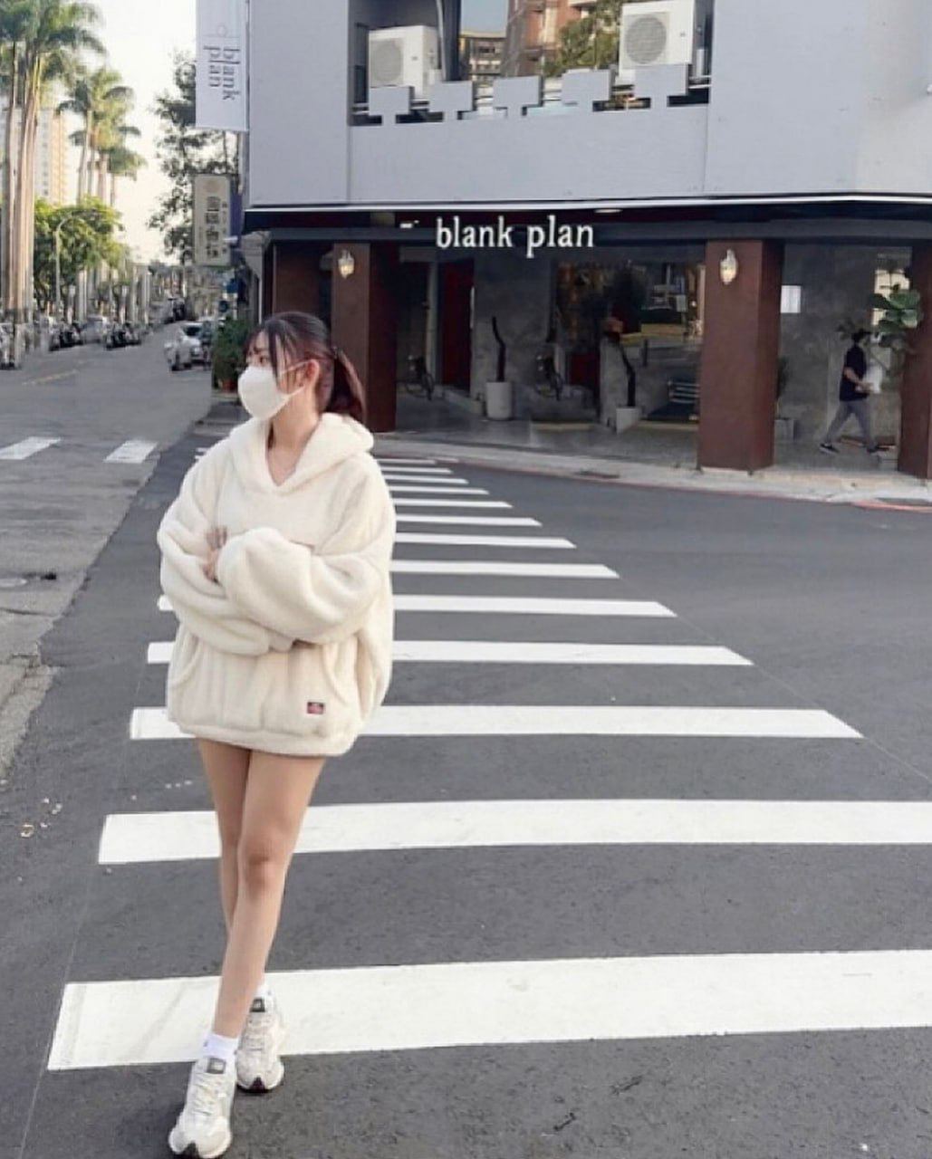 男gv纯肉免费视频-(H)肉小黄文 - 小鸡AV抽插乳校服办公室老师