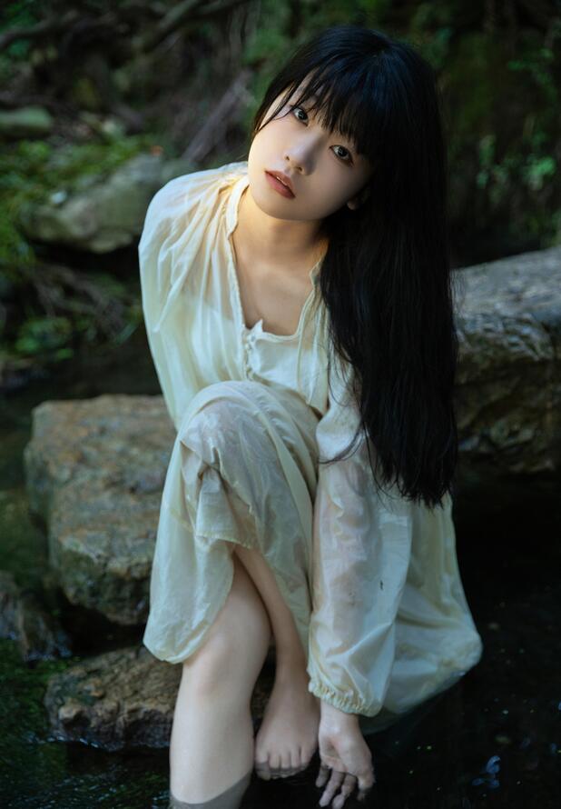 老师洗澡让我吃她胸视频-巜年轻的公和我做愛2美味速递 - 小鸡AV国产莉萝无码AV在线播放