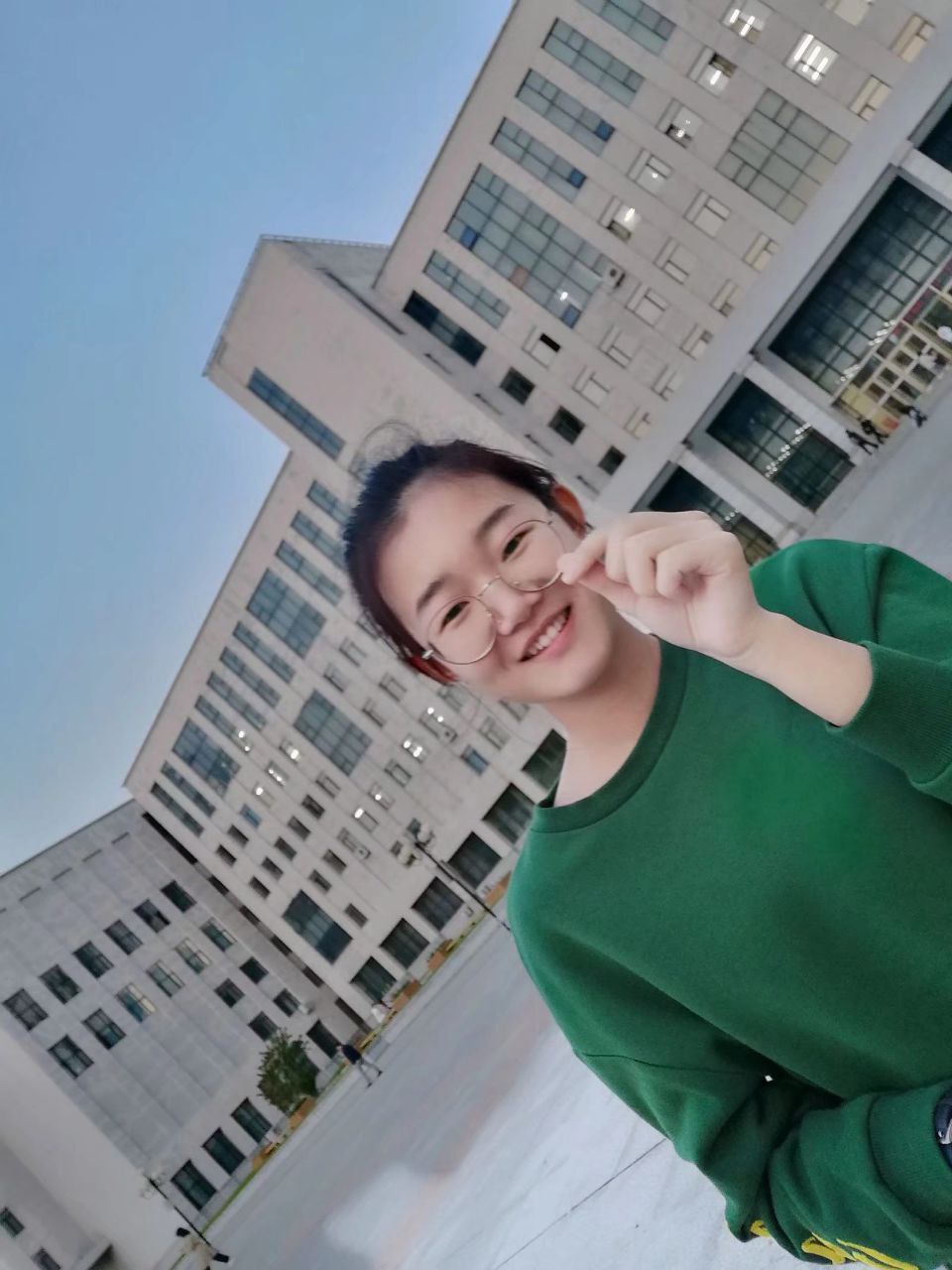 久久噜国产精品拍拍拍拍-啊啊啊疼轻点 - 小鸡AV小寡妇好紧进去了好大