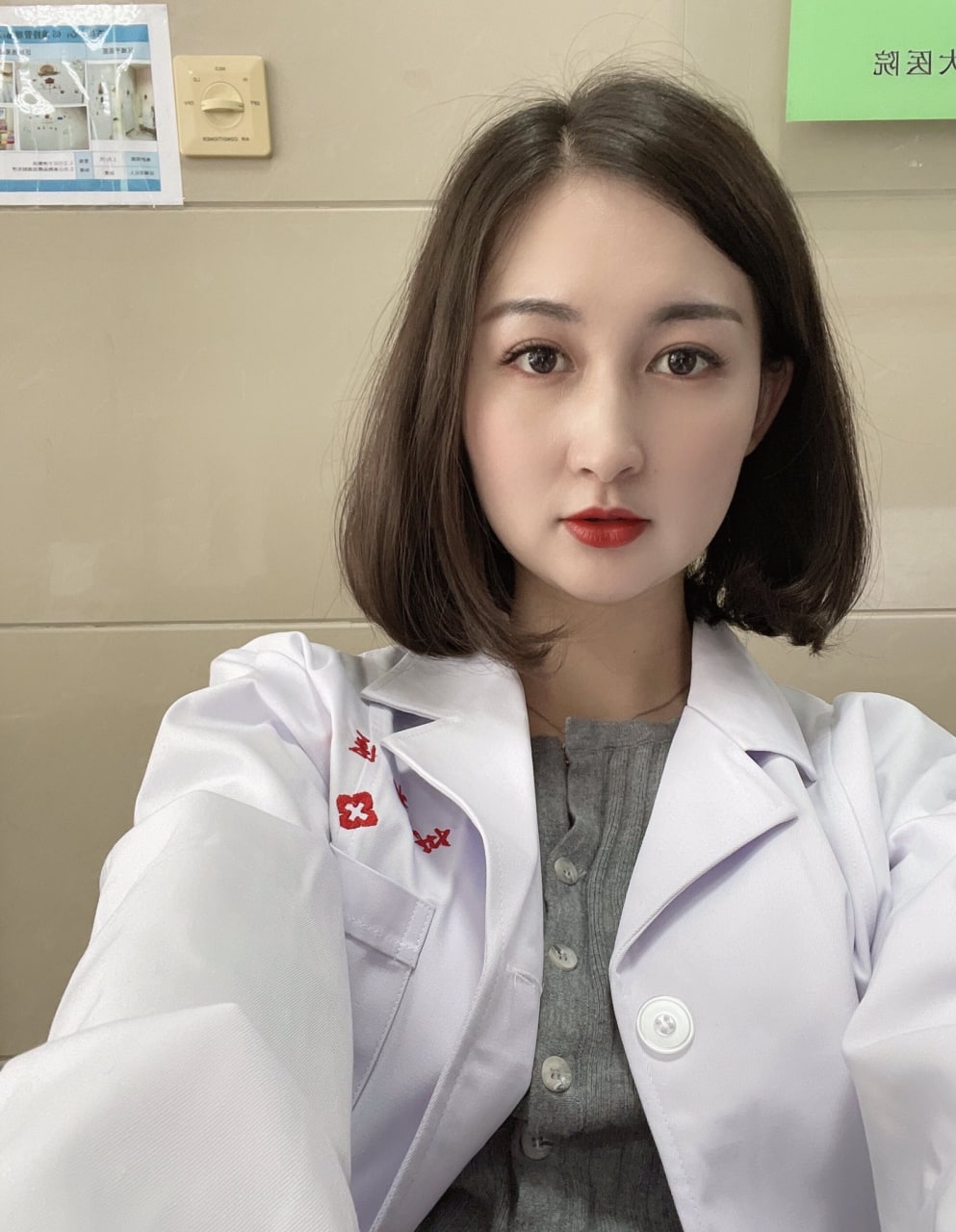 被男人添B超爽视频免费-国产人妻人伦精品836700 - 小鸡AV国产美女流白浆