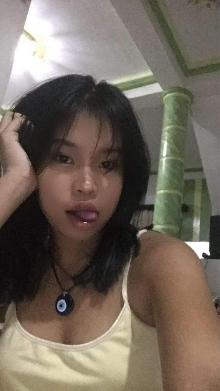 香蕉尹人在线观看免费下载-相亲对象是个问题学生 - 小鸡AV九九视频精品在线