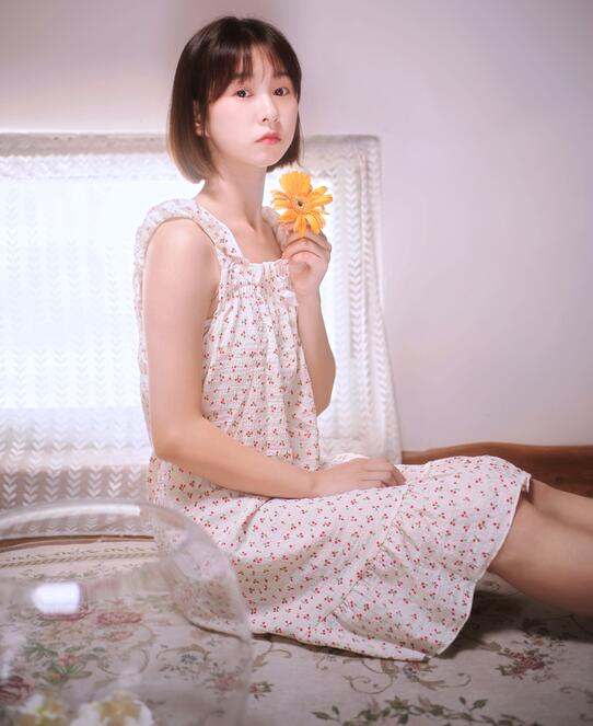 亚洲精品久久青草-亚洲综合精品 - 小鸡AV男人在线观看