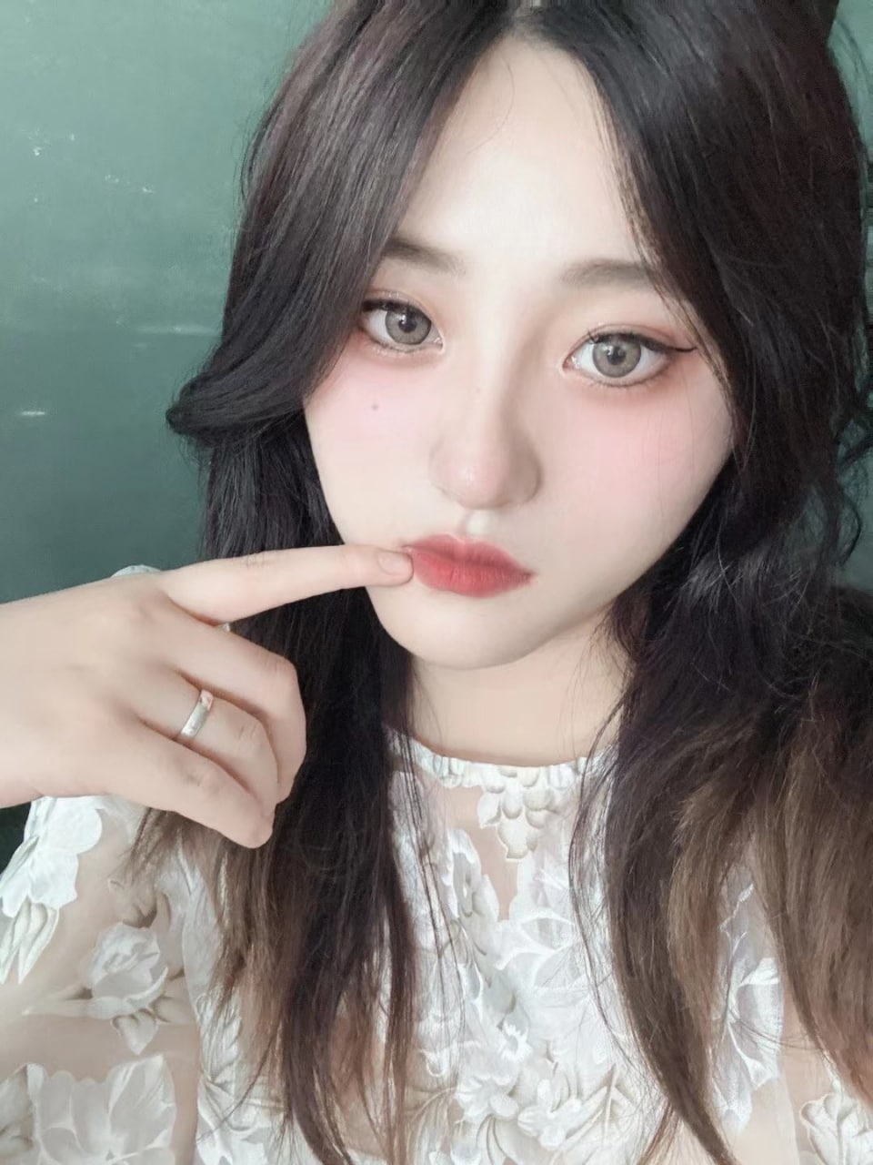 女人18毛片黄-日本一级α一片免费视频 - 小鸡AV老师好大用力深一点