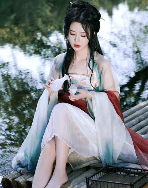 伊人久久大香线蕉综合电影网-精品成人免费播放国产片 - 小鸡AV日韩欧美一区二区中文字幕