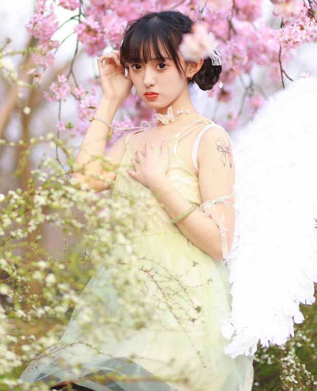 国产女主播一区二区在线观看-艾小青国产精品40分钟 - 小鸡AV农村黄色片