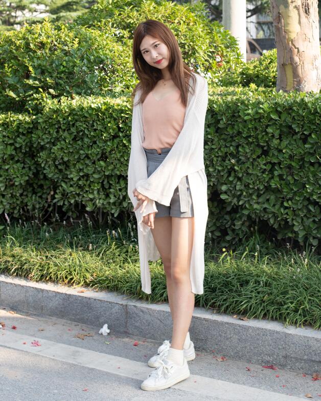 老师系列高H文-攻受在教室边做边H - 小鸡AV精跪趴灌满H室友4P软件大全