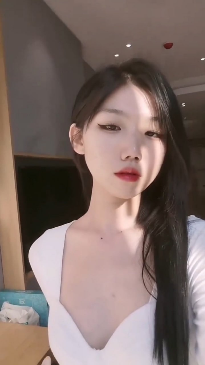 性欧美金发洋妞xxxxbbbb-国产精品国产三级国产专区53 - 小鸡AV男人放进女人阳道动态图