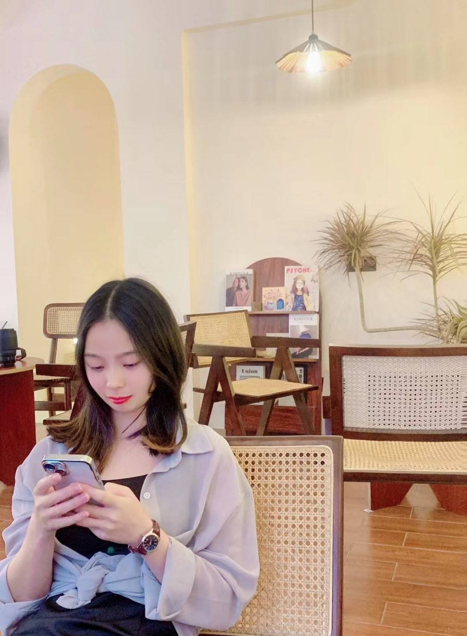 末满18影院禁-人妻巨大乳一二三区 - 小鸡AV黃色带三级a级