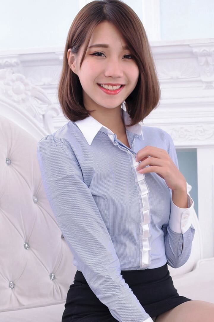 校花雪白大腿屈辱呻吟