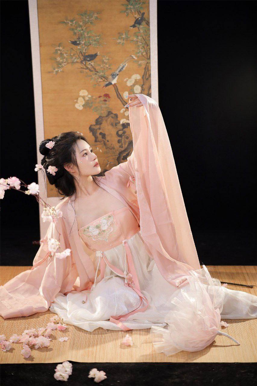 无遮掩H黄纯肉动漫在线观看星-欲 熟 艳 乱小说 - 小鸡AV二男同进一女泬