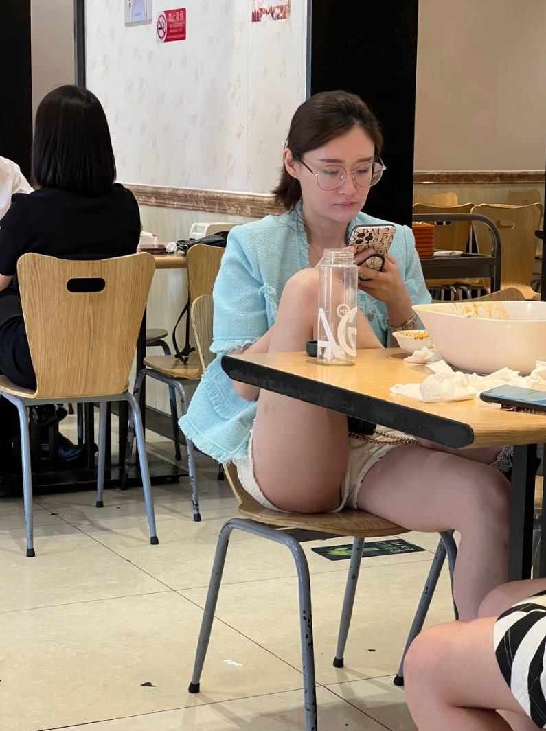 成人黄色图gif视频-欧美一区二区电影男人的天堂 - 小鸡AV在线免费观看色片