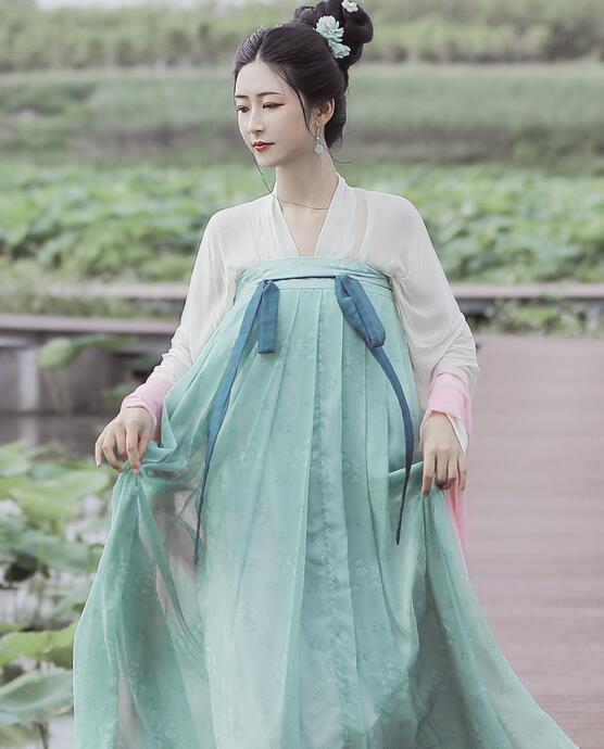 国产真实乱人偷精品视频-乳色吐息在线观看 - 小鸡AV处女奸淫劫